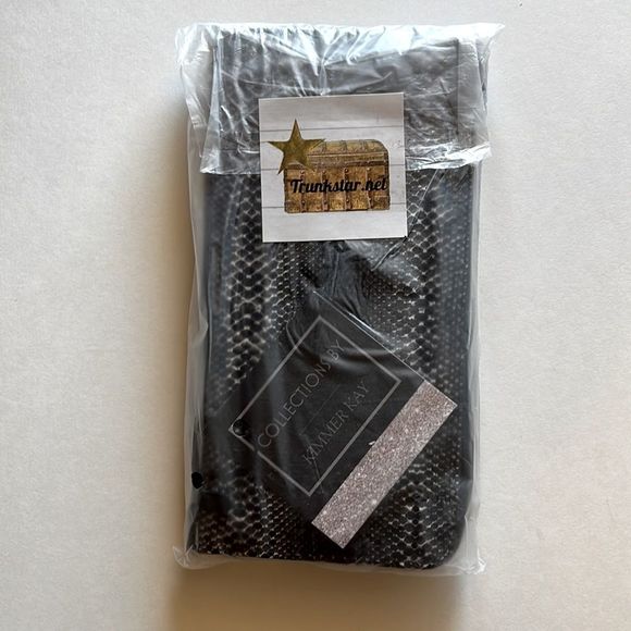 Wallet Snakeskin Print / Animal Python Zip Around / White/Black/Gray- NWT - Picture 6 of 6